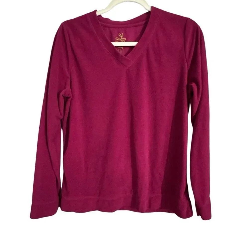 Made for Life Burgundy V-neck fleece top. Long sleeves. Size Medium
